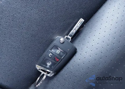 2020 Volkswagen Tiguan 2.0T Se/2.0T Se R-Line Black/2.0T Sel из США, поврежденный, VIN 3VV2B7AX3LM070781